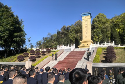 先烈的故事，是我们前进的动力